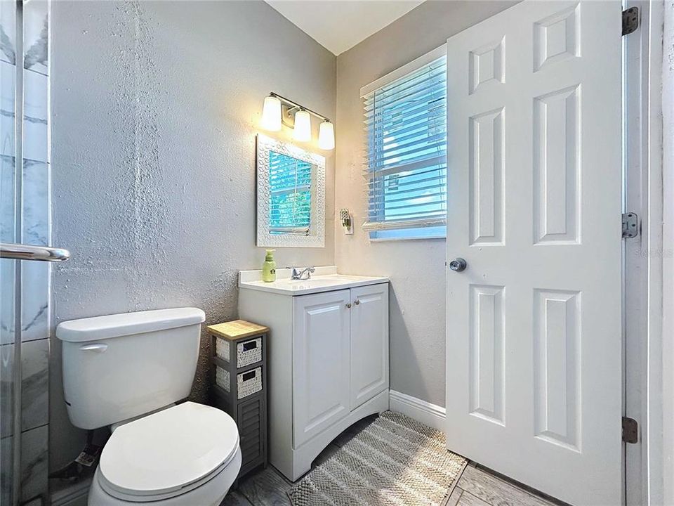 For Sale: $324,900 (4 beds, 2 baths, 1162 Square Feet)