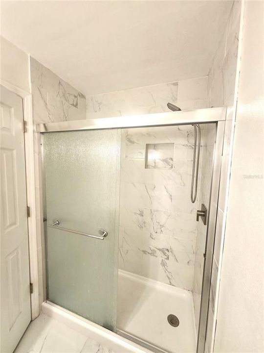 For Sale: $324,900 (4 beds, 2 baths, 1162 Square Feet)