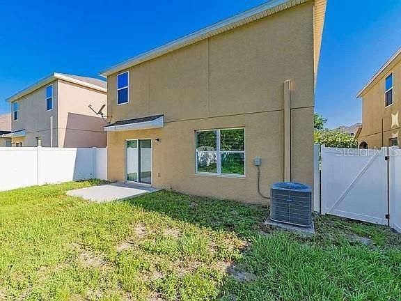 待售: $385,000 (4 贝兹, 2 浴室, 2086 平方英尺)