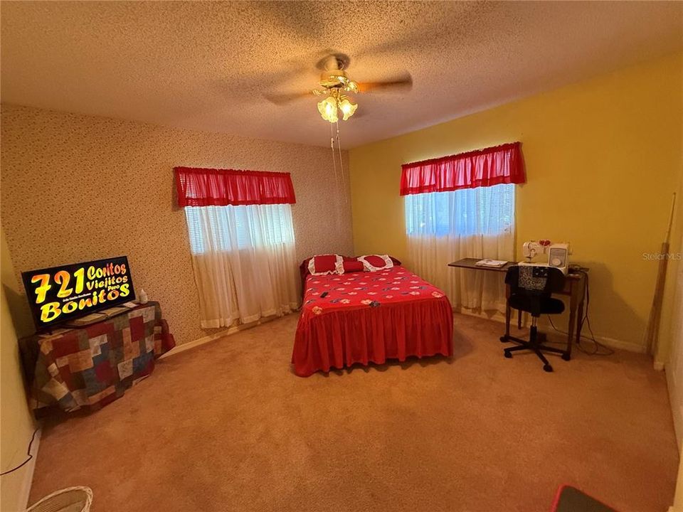 待售: $217,000 (3 贝兹, 2 浴室, 1526 平方英尺)