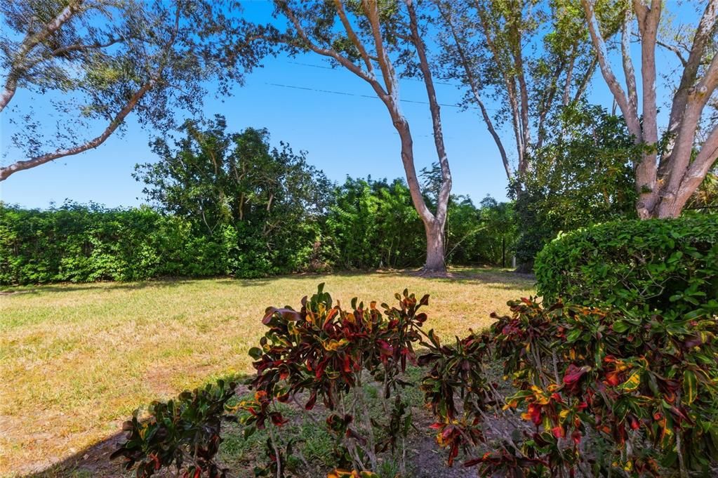 Activo con contrato: $389,000 (3 camas, 2 baños, 1934 Pies cuadrados)