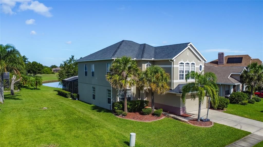 For Rent: $3,000 (4 beds, 2 baths, 3061 Square Feet)