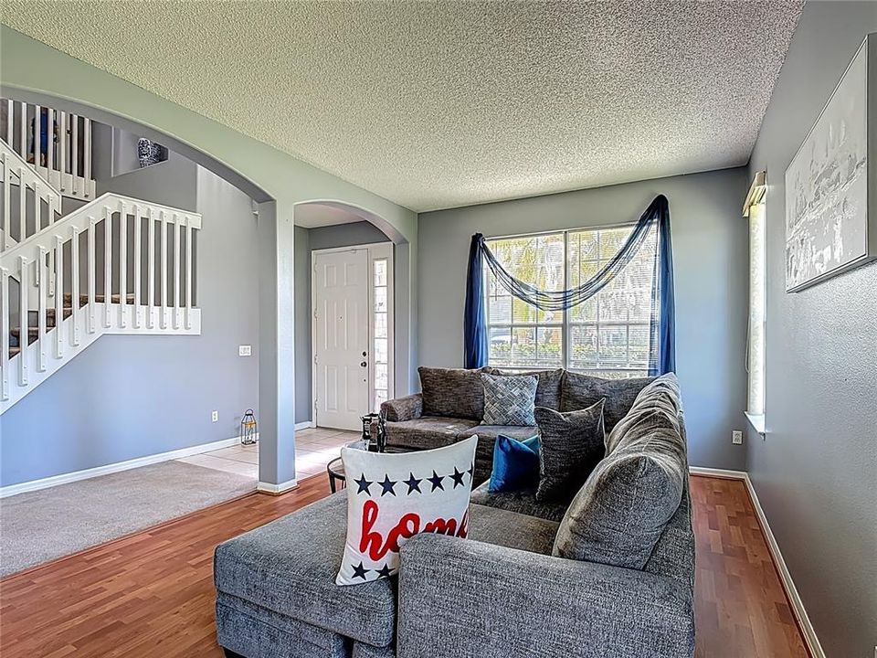 For Rent: $3,000 (4 beds, 2 baths, 3061 Square Feet)