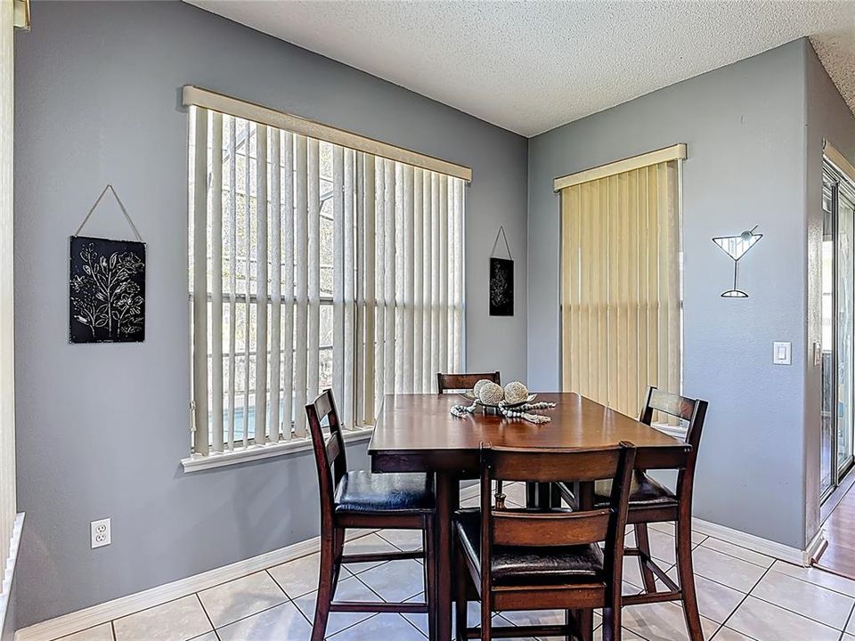 For Rent: $3,000 (4 beds, 2 baths, 3061 Square Feet)