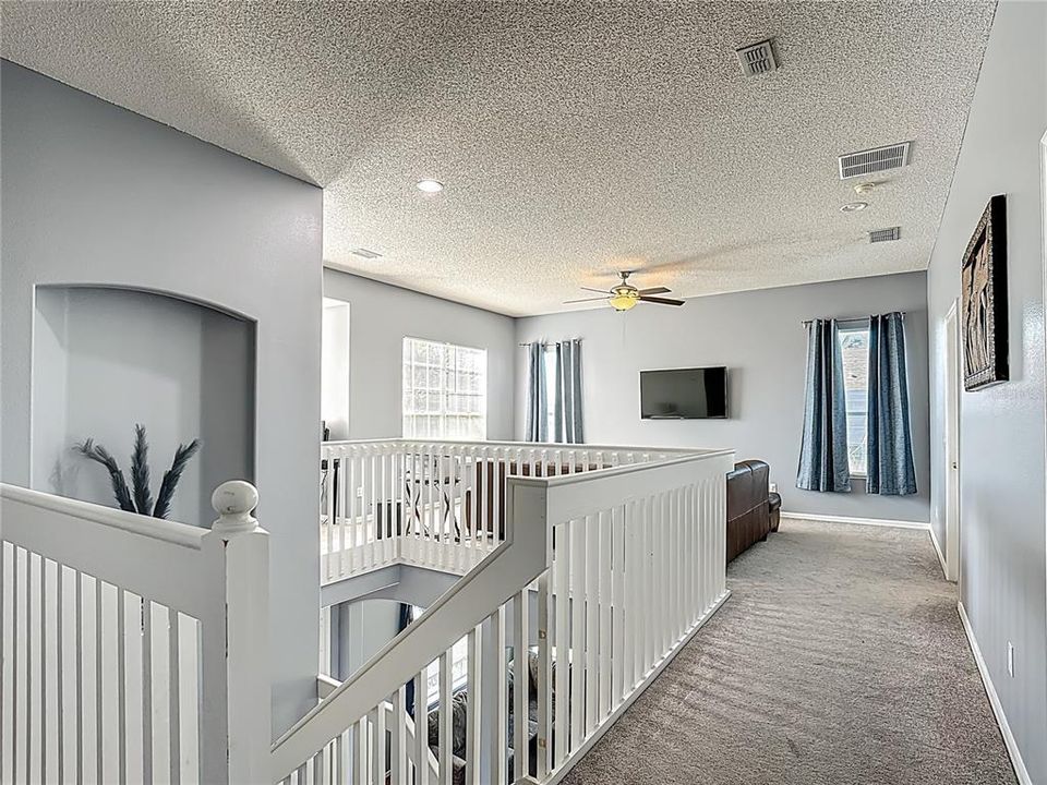 For Rent: $3,000 (4 beds, 2 baths, 3061 Square Feet)