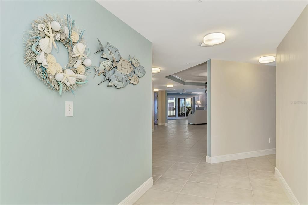 Active With Contract: $1,399,000 (3 beds, 2 baths, 2639 Square Feet)