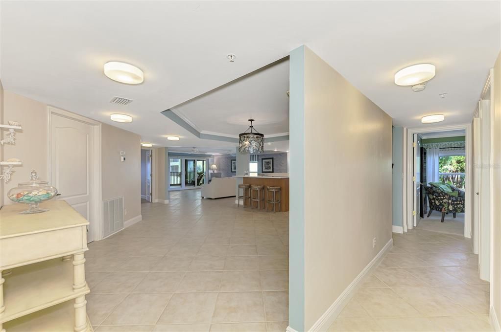 Active With Contract: $1,399,000 (3 beds, 2 baths, 2639 Square Feet)