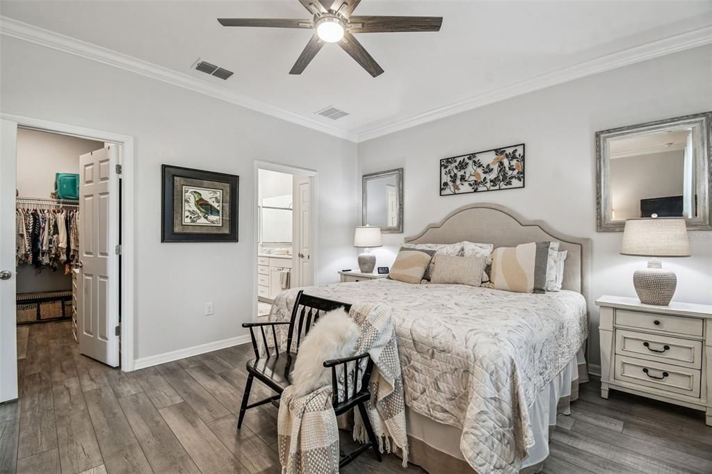 For Sale: $284,000 (2 beds, 2 baths, 1344 Square Feet)