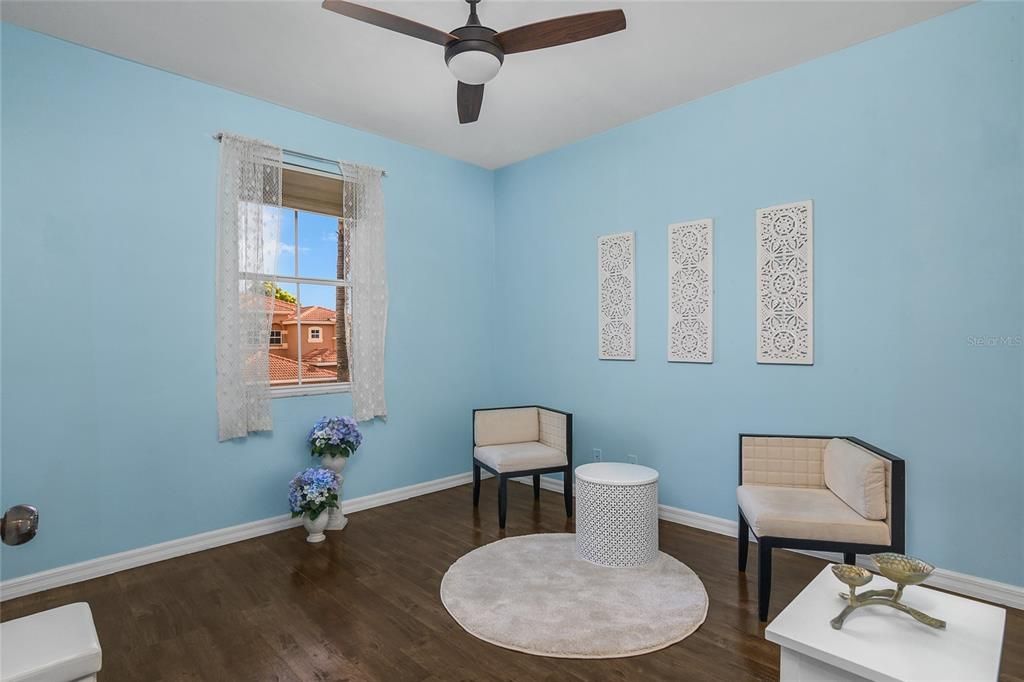 Active With Contract: $549,000 (6 beds, 4 baths, 3178 Square Feet)