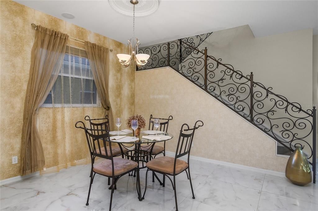 Active With Contract: $549,000 (6 beds, 4 baths, 3178 Square Feet)