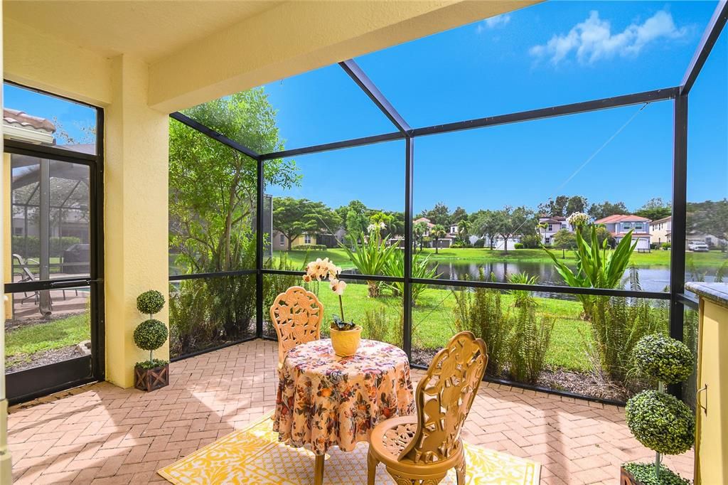 Active With Contract: $549,000 (6 beds, 4 baths, 3178 Square Feet)