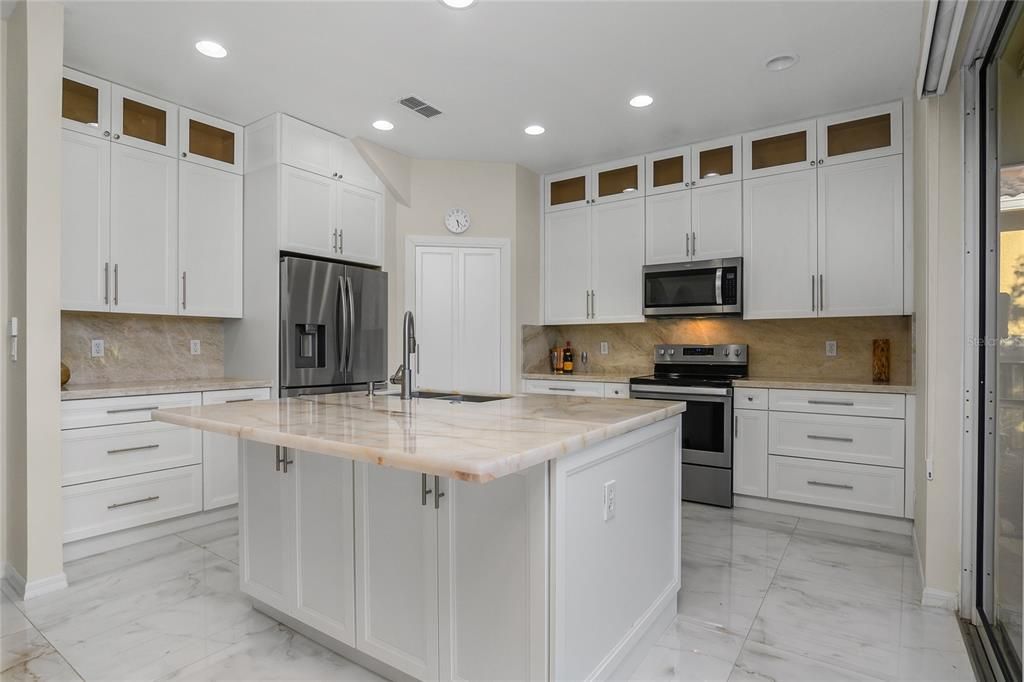 Active With Contract: $549,000 (6 beds, 4 baths, 3178 Square Feet)