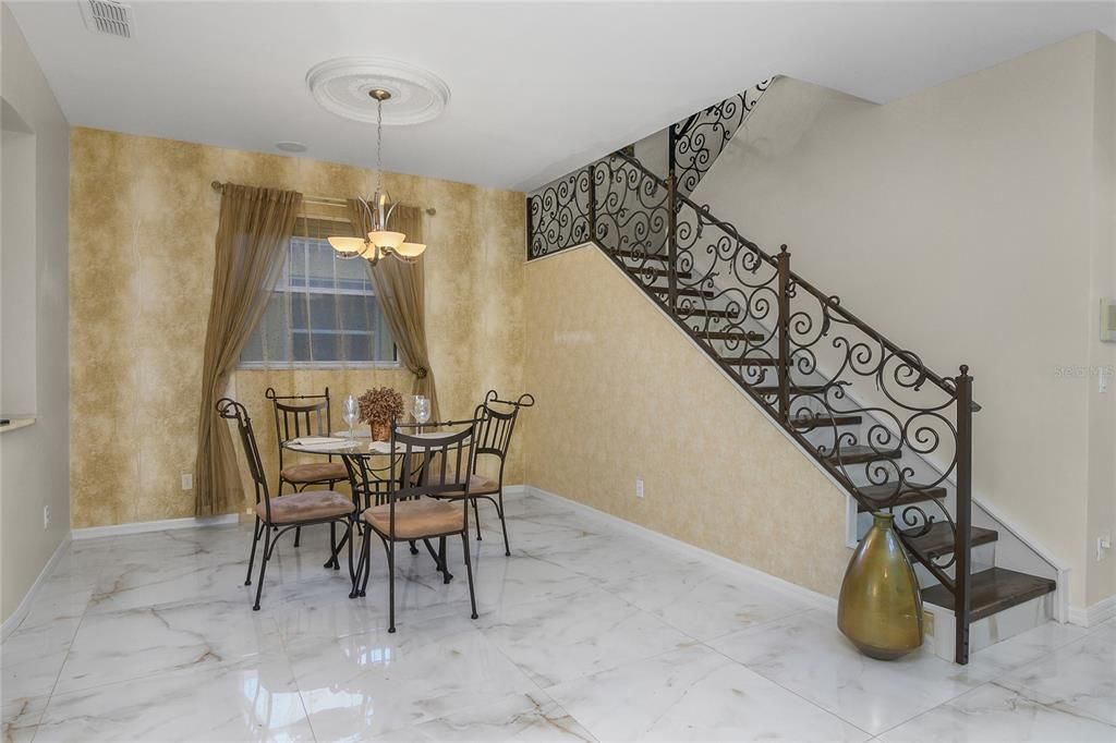 Active With Contract: $549,000 (6 beds, 4 baths, 3178 Square Feet)