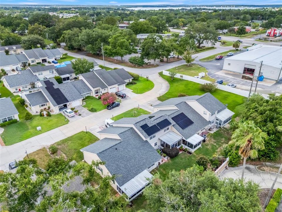 合同活跃: $225,000 (2 贝兹, 2 浴室, 1100 平方英尺)