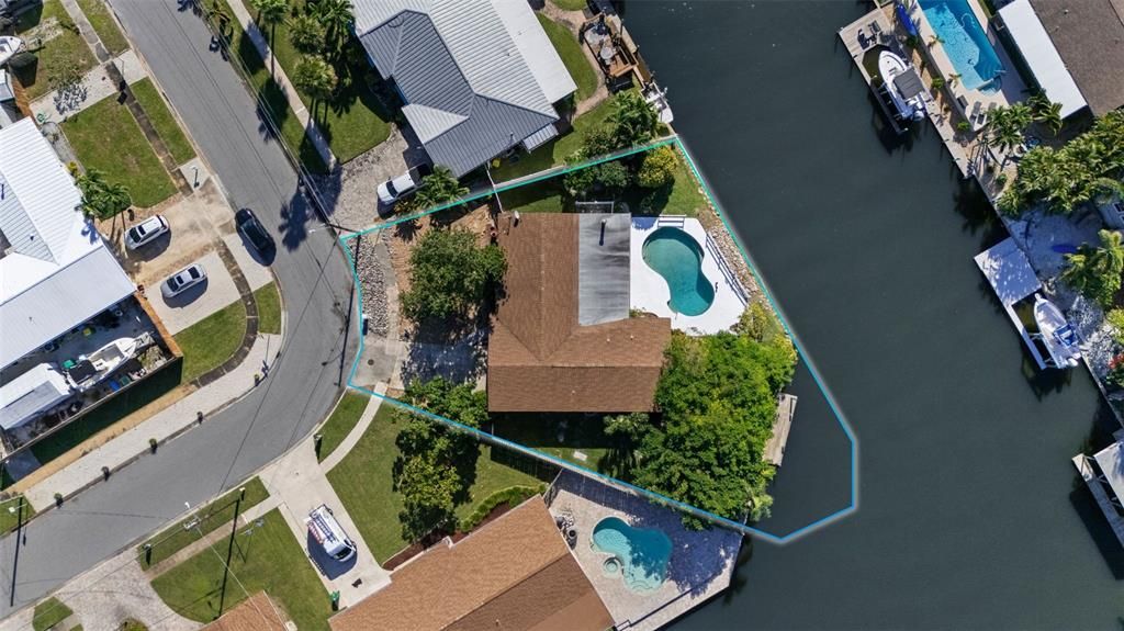 En Venta: $749,900 (4 camas, 2 baños, 2198 Pies cuadrados)