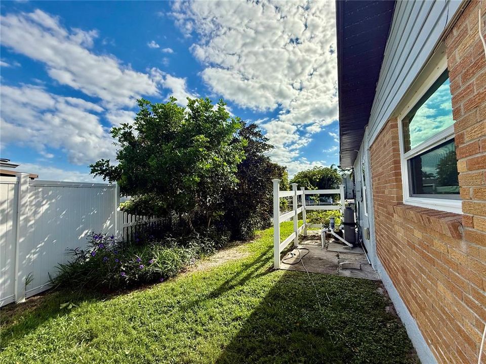 En Venta: $749,900 (4 camas, 2 baños, 2198 Pies cuadrados)