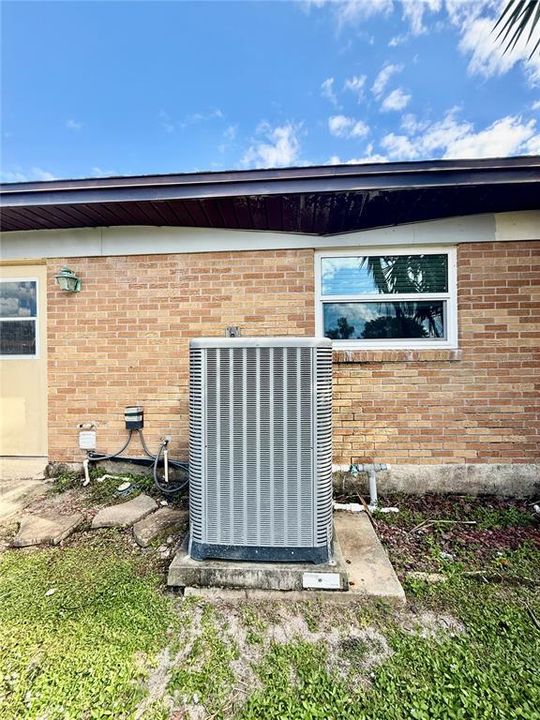 En Venta: $749,900 (4 camas, 2 baños, 2198 Pies cuadrados)