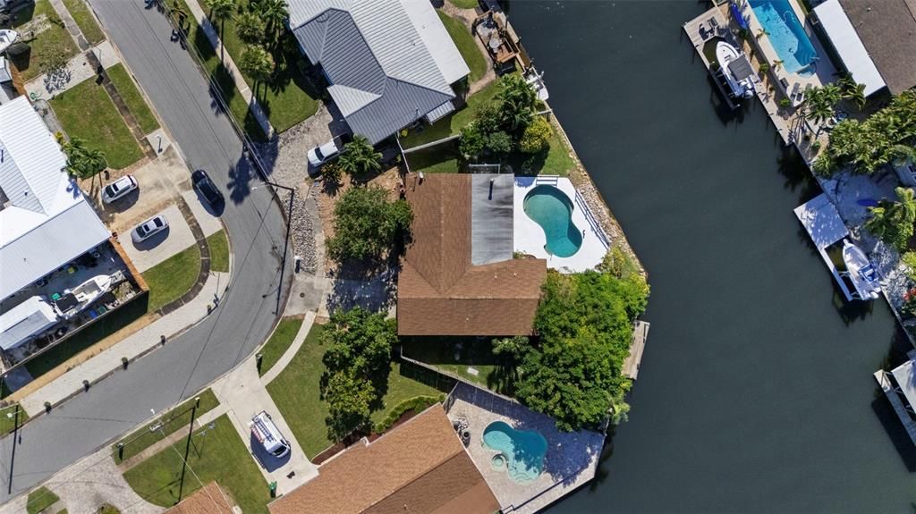 En Venta: $749,900 (4 camas, 2 baños, 2198 Pies cuadrados)