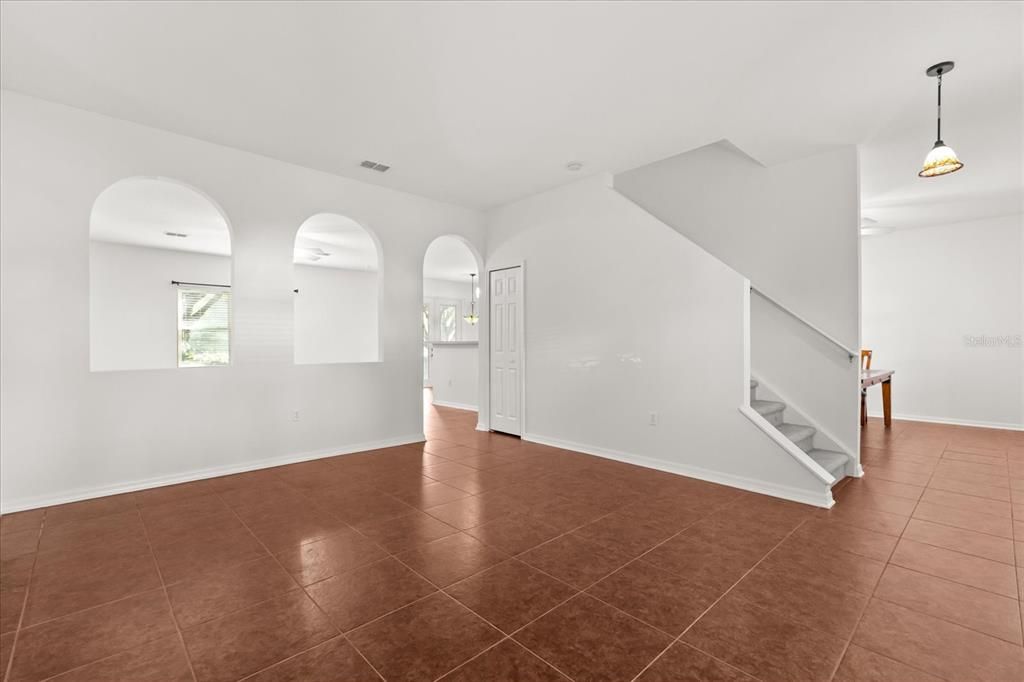 For Sale: $354,900 (3 beds, 2 baths, 2700 Square Feet)