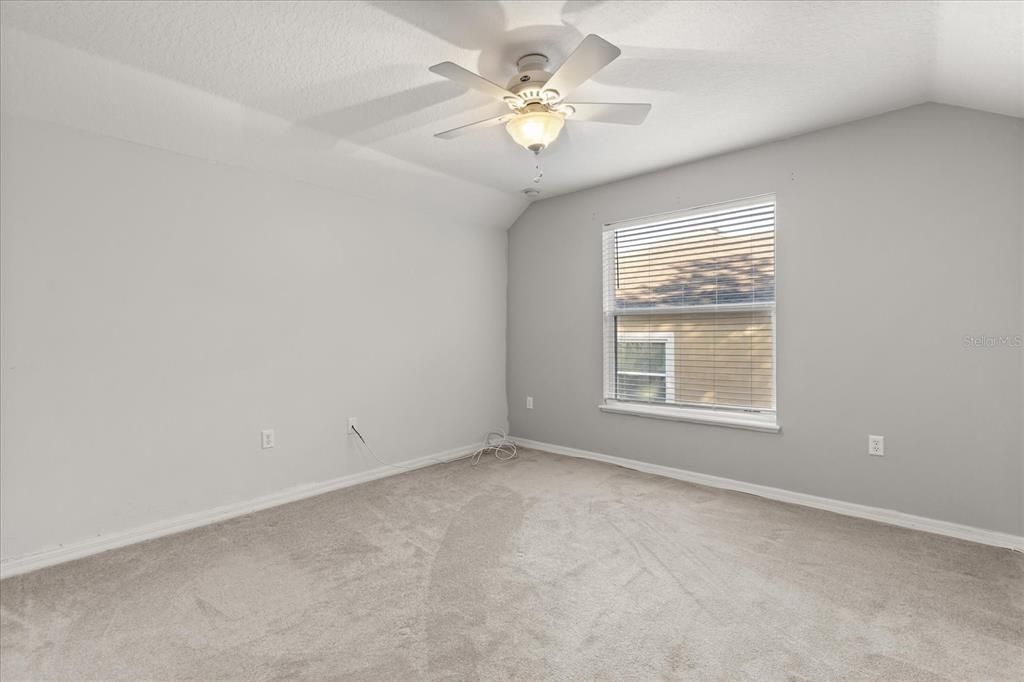 For Sale: $354,900 (3 beds, 2 baths, 2700 Square Feet)