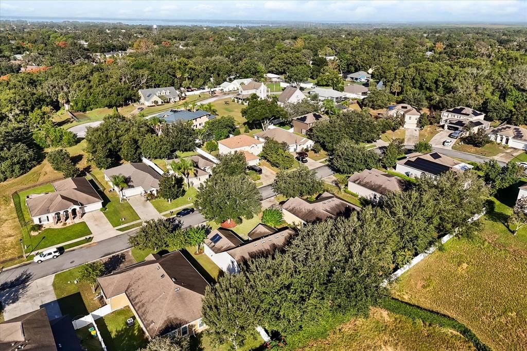 For Sale: $354,900 (3 beds, 2 baths, 2700 Square Feet)