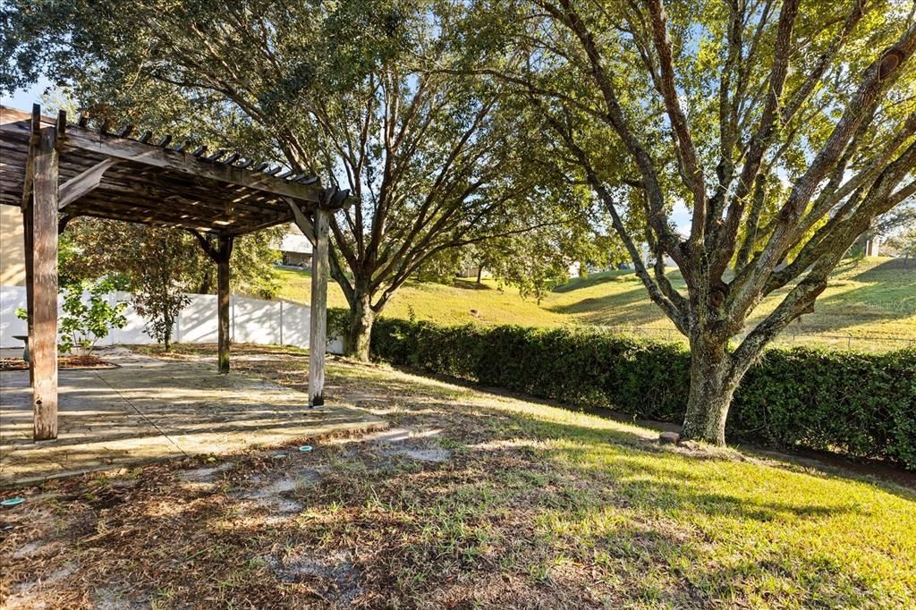 For Sale: $354,900 (3 beds, 2 baths, 2700 Square Feet)