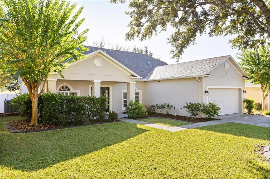 For Sale: $354,900 (3 beds, 2 baths, 2700 Square Feet)