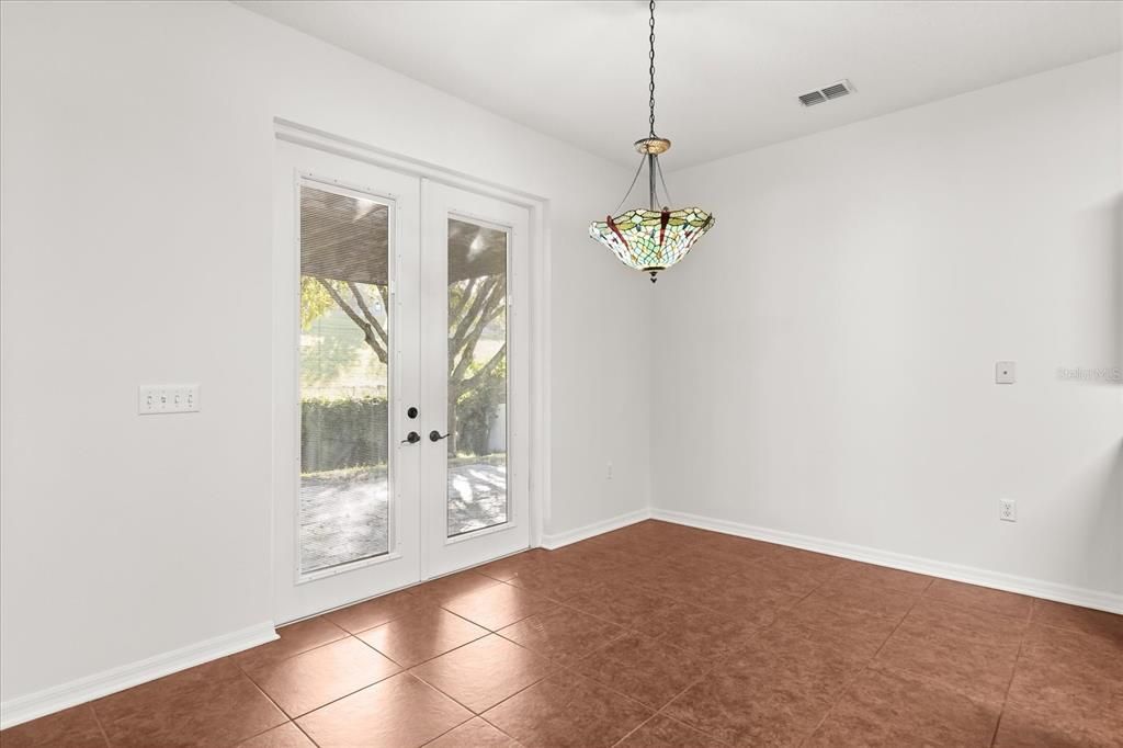 For Sale: $354,900 (3 beds, 2 baths, 2700 Square Feet)