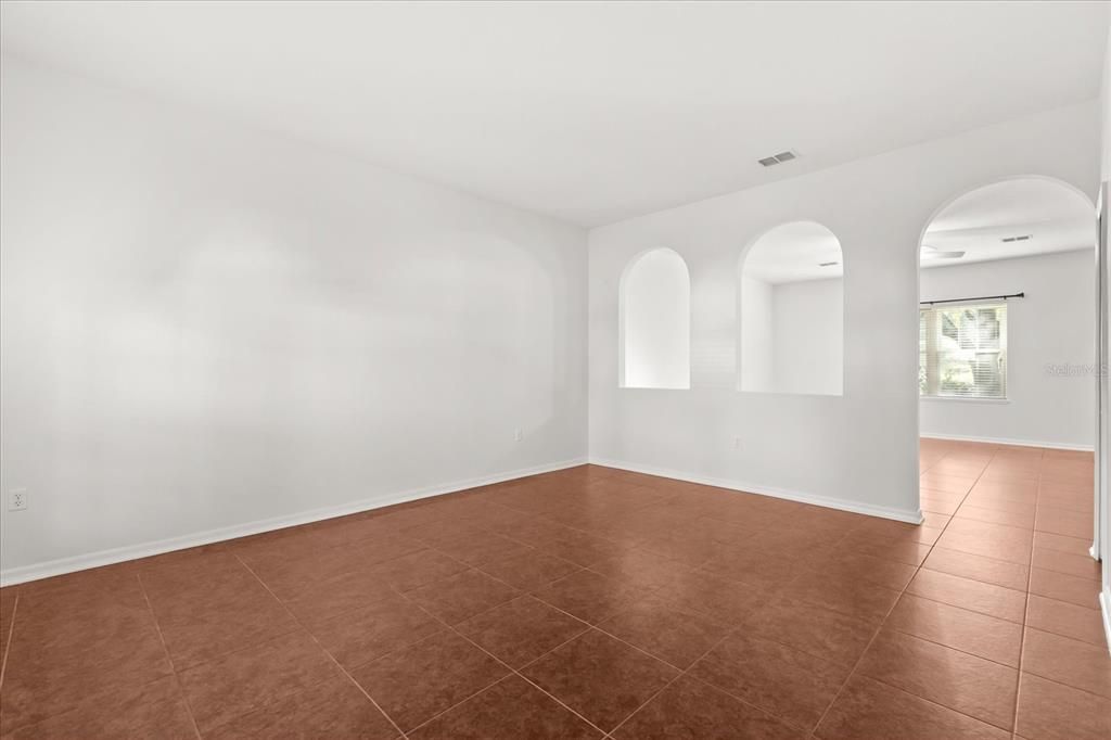 For Sale: $354,900 (3 beds, 2 baths, 2700 Square Feet)