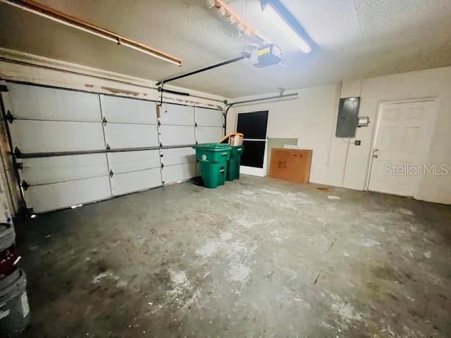 出租: $2,000 (3 贝兹, 2 浴室, 1306 平方英尺)