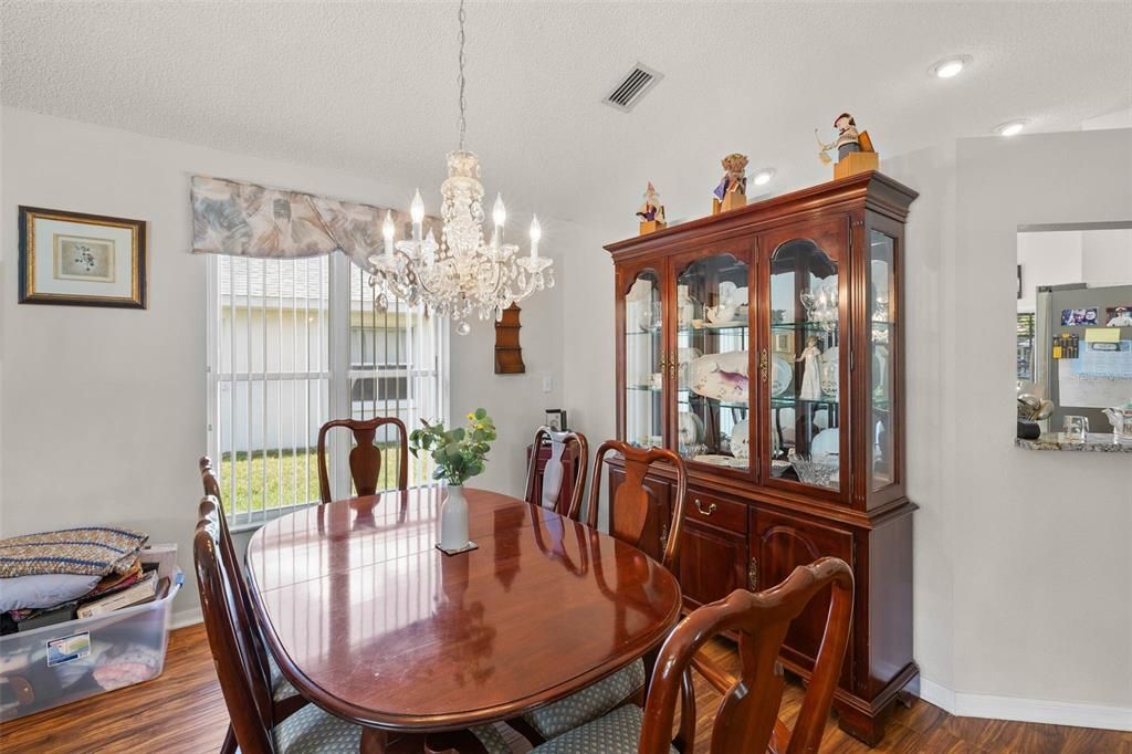 Active With Contract: $2,150 (3 beds, 2 baths, 1762 Square Feet)