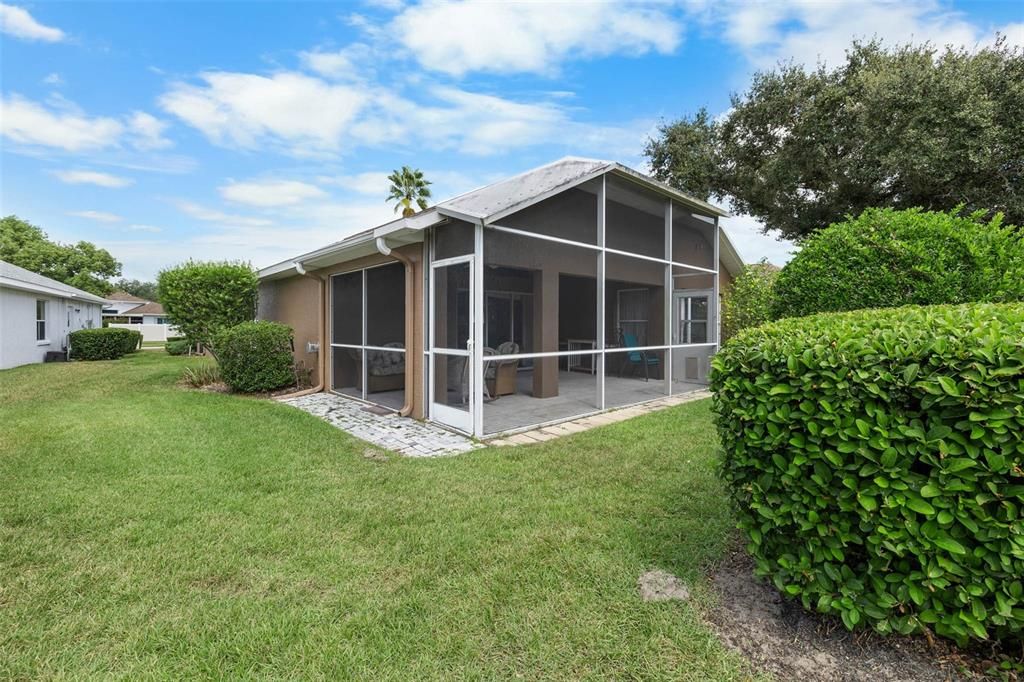 Active With Contract: $2,150 (3 beds, 2 baths, 1762 Square Feet)
