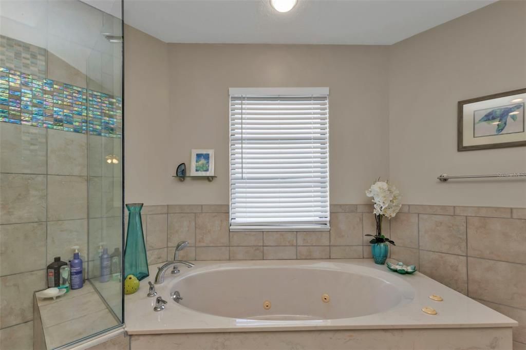 На продажу: $475,000 (3 спален, 2 ванн, 2120 Квадратных фут)