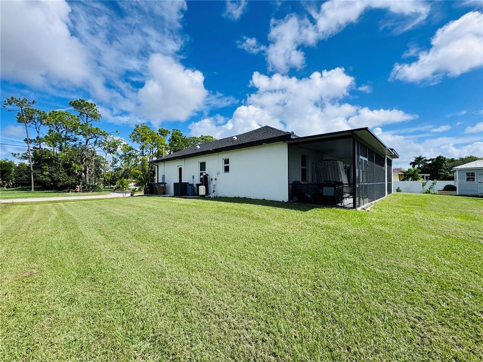 На продажу: $424,900 (3 спален, 2 ванн, 1621 Квадратных фут)