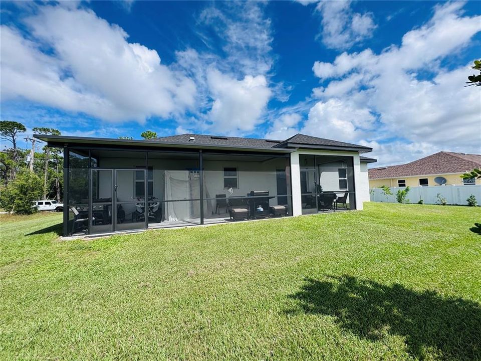 На продажу: $424,900 (3 спален, 2 ванн, 1621 Квадратных фут)