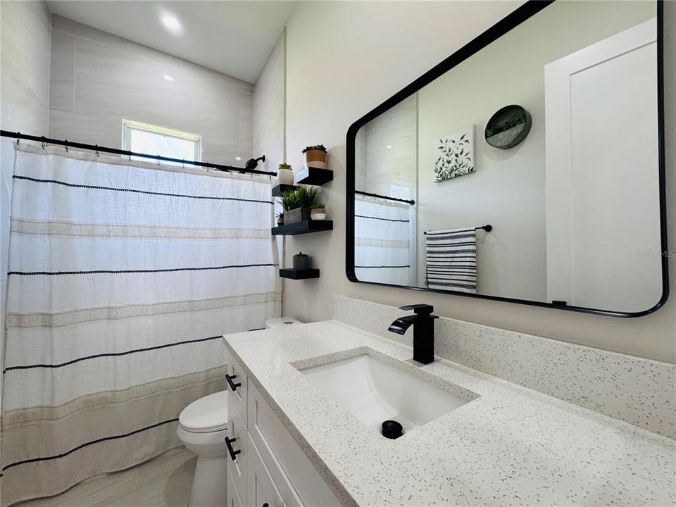 На продажу: $424,900 (3 спален, 2 ванн, 1621 Квадратных фут)