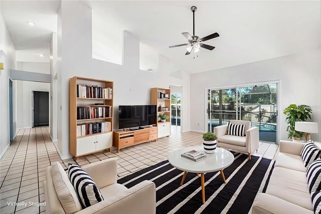 待售: $435,000 (3 贝兹, 2 浴室, 2366 平方英尺)