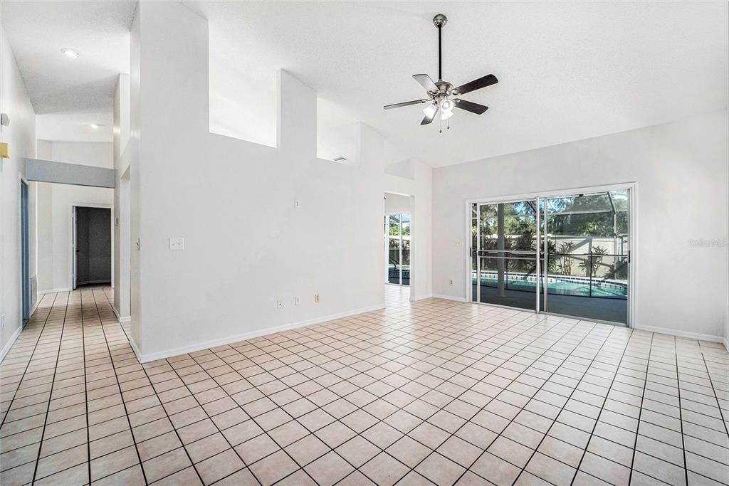 待售: $435,000 (3 贝兹, 2 浴室, 2366 平方英尺)