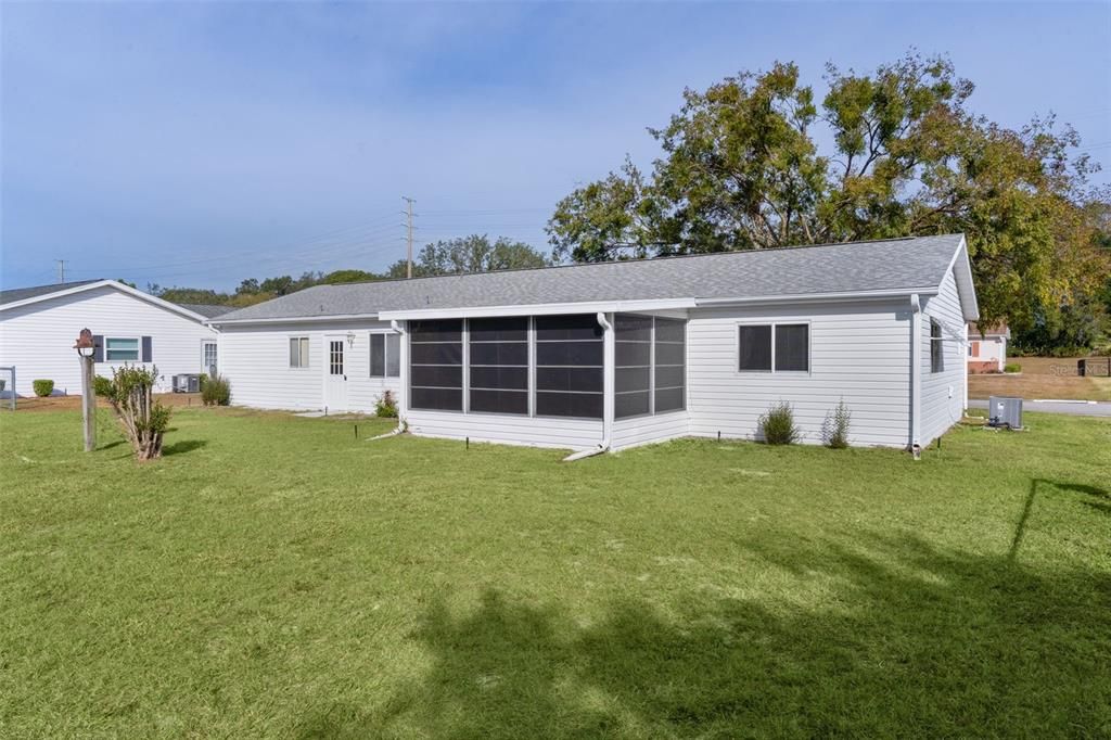 For Rent: $1,600 (2 beds, 2 baths, 1144 Square Feet)