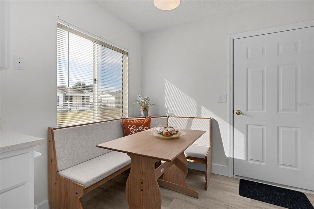 For Rent: $1,600 (2 beds, 2 baths, 1144 Square Feet)