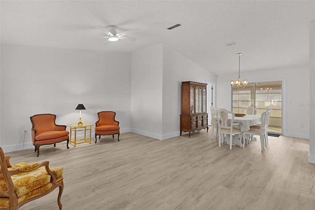 For Rent: $1,600 (2 beds, 2 baths, 1144 Square Feet)