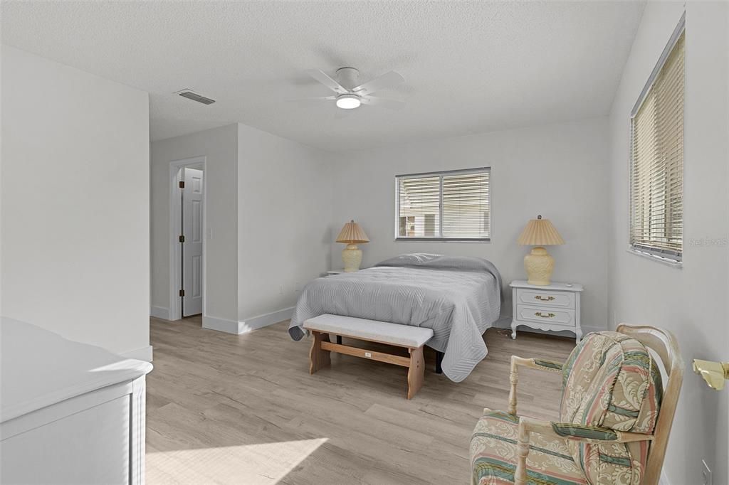 For Rent: $1,600 (2 beds, 2 baths, 1144 Square Feet)