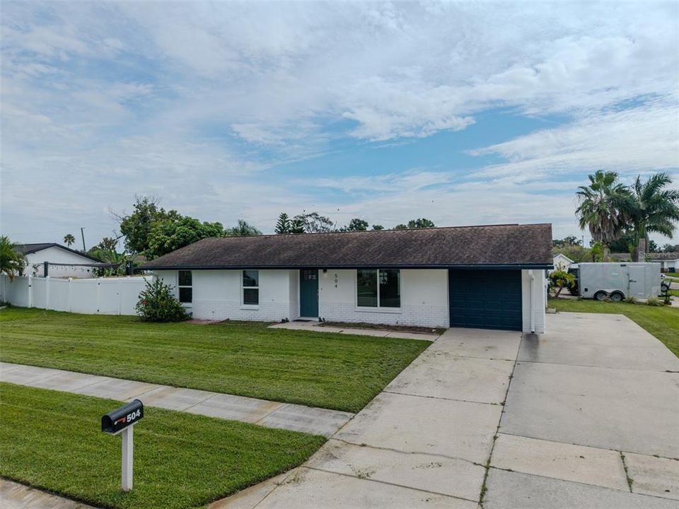 В аренду: $2,800 (3 спален, 2 ванн, 1056 Квадратных фут)