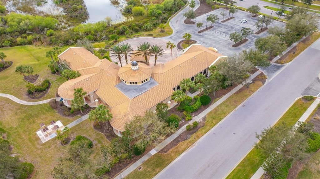 En Venta: $399,900 (2 camas, 2 baños, 1249 Pies cuadrados)