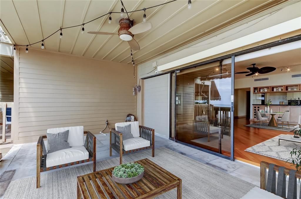 На продажу: $1,025,000 (2 спален, 2 ванн, 1630 Квадратных фут)