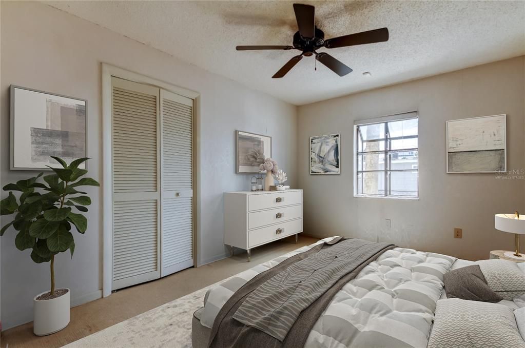 На продажу: $1,025,000 (2 спален, 2 ванн, 1630 Квадратных фут)