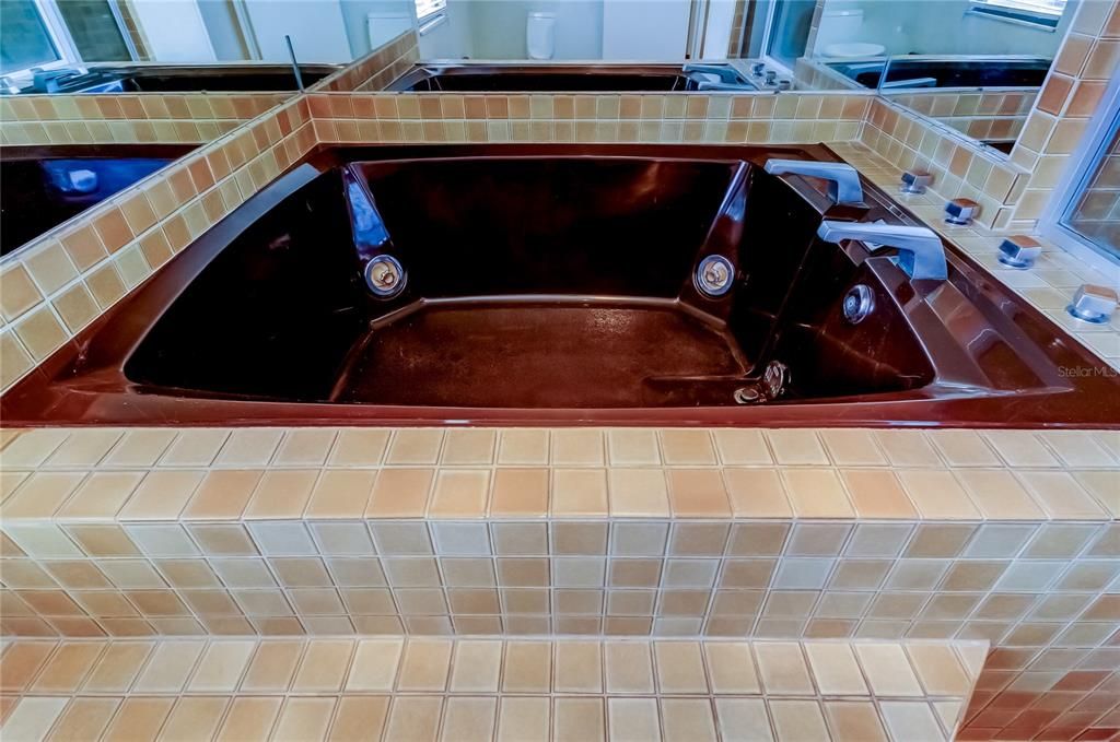 На продажу: $1,025,000 (2 спален, 2 ванн, 1630 Квадратных фут)