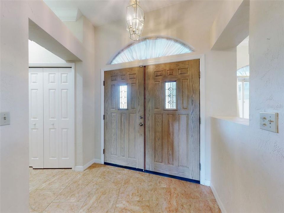 En Venta: $824,999 (3 camas, 2 baños, 2993 Pies cuadrados)