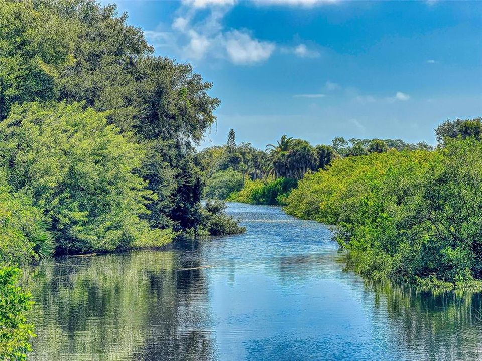 En Venta: $824,999 (3 camas, 2 baños, 2993 Pies cuadrados)