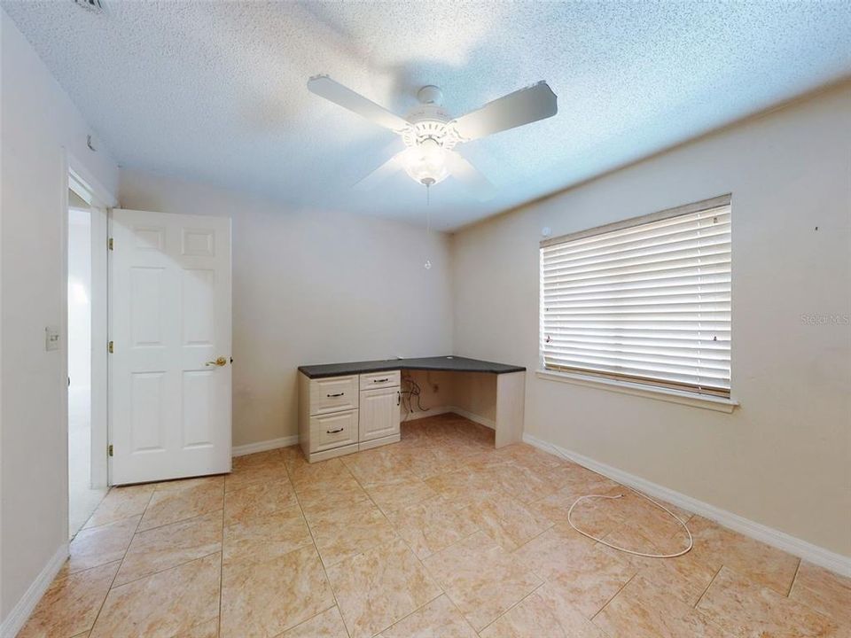 En Venta: $824,999 (3 camas, 2 baños, 2993 Pies cuadrados)